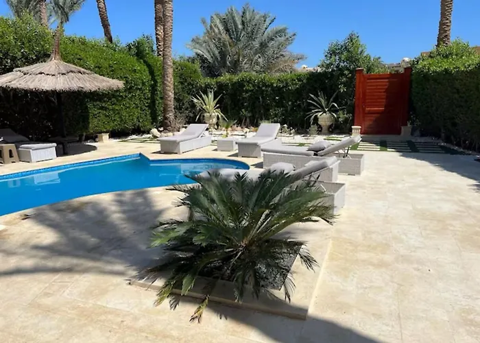 Sea Edge Private With Pool In Nabq